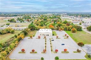 Thriving 6-Screen Movie Theater – Prime Commercial Investment!
Located just off Hwy 412 & Carl Street – High Traffic Area!
Property Highlights incl:
17,979 sq. ft. meticulously maintained facility *
4.59 acres of prime real estate *
725 seats across 6 screens *
Equipped with digital projection systems*
HVAC & Sprinkler Systems – Fully functional and up-to-date!
Exceptional Business Opportunity!
Turnkey operation with all essential business fixtures included!
Established reputation in the entertainment industry!
Ideal for continued theater operation or repurposing for other commercial ventures.
Additional Investment Potential-
Also available as a package deal or separately:
Three More Prime Locations:
Grove, OK - $2.4 mill;
Vinita, OK - $295,000;
Pryor, OK -$270,000/$160,000 -2 buildings in Pryor *
Additional land available in Siloam location..
