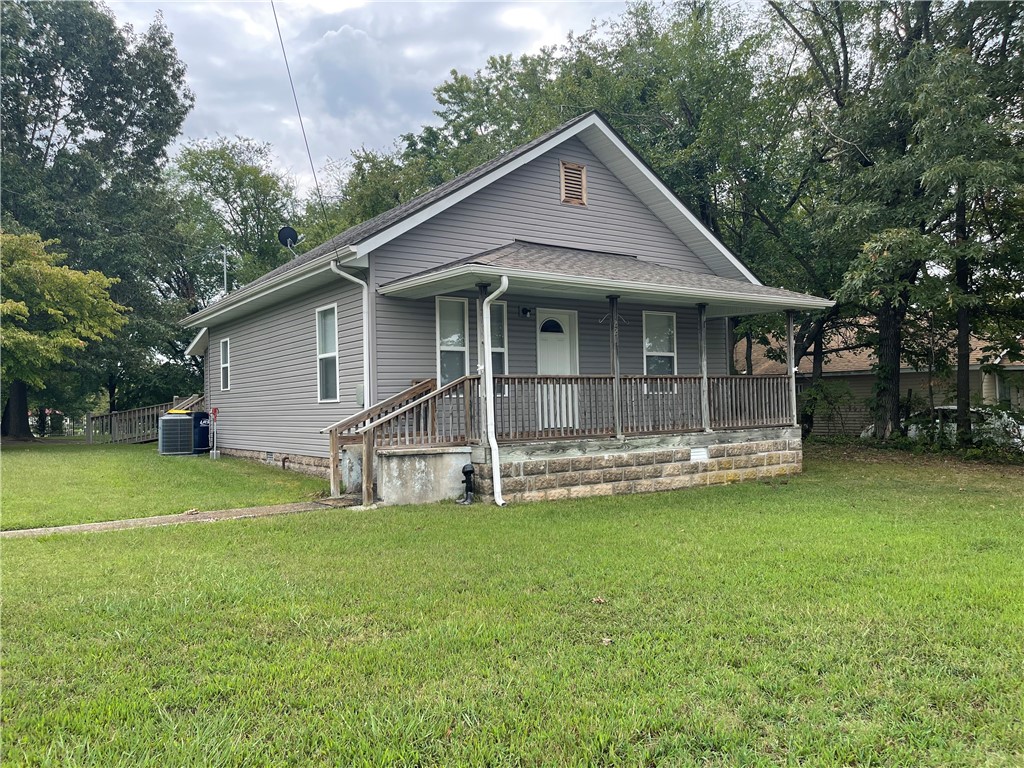 Cute 2 bedroom, 1 full back home! Covered front porch, spacious deck, central heat & air, vinyl siding. New interior paint, flooring and fixtures.