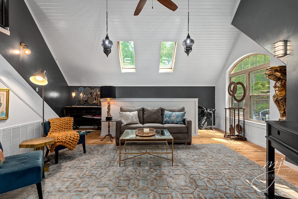 Mundell Heights - Residential