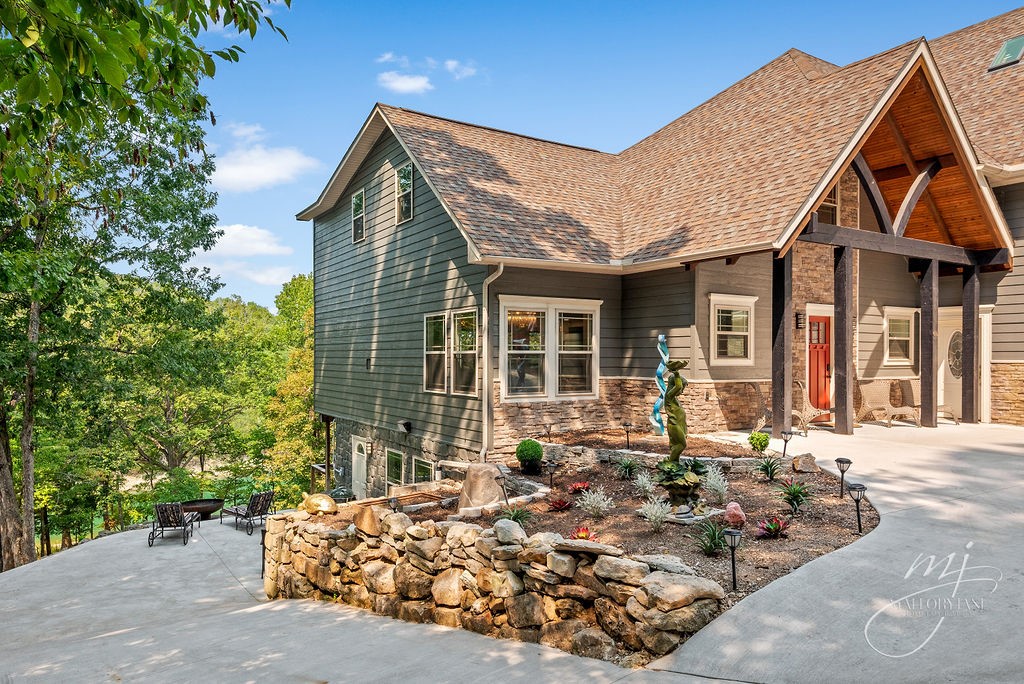 Mundell Heights - Residential