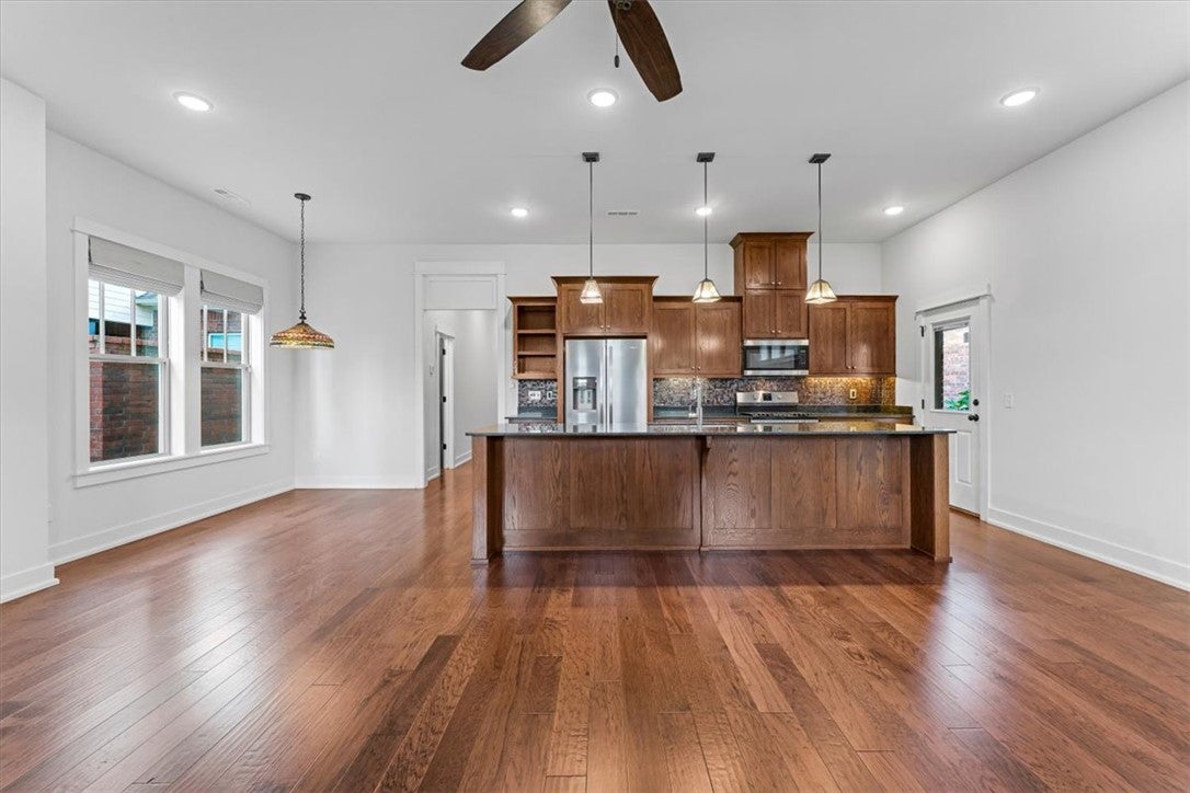 4003 W Starry Night View