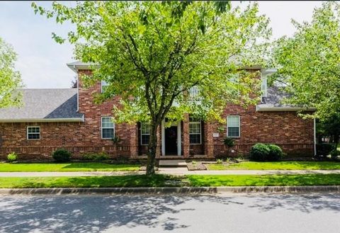 Photo of 523 Founders Park Drive, Springdale, AR 72762 (MLS # 1324621)