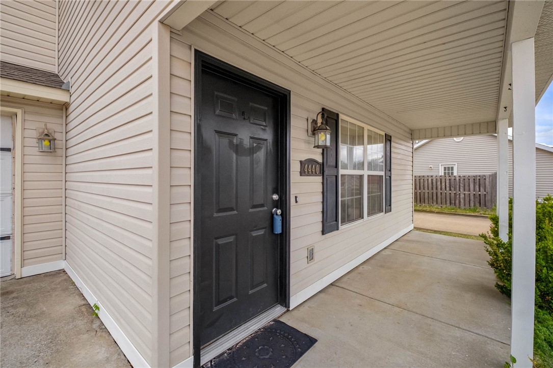 Commons At Walnut Crossing - Residential