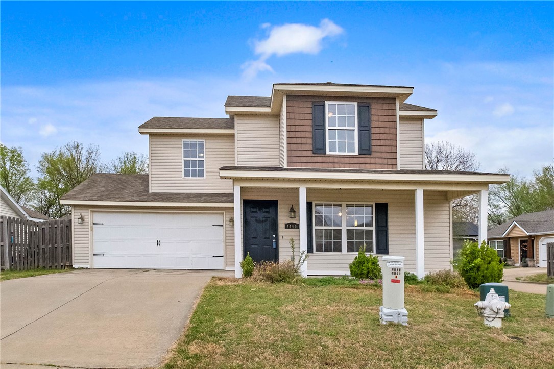 Commons At Walnut Crossing - Residential