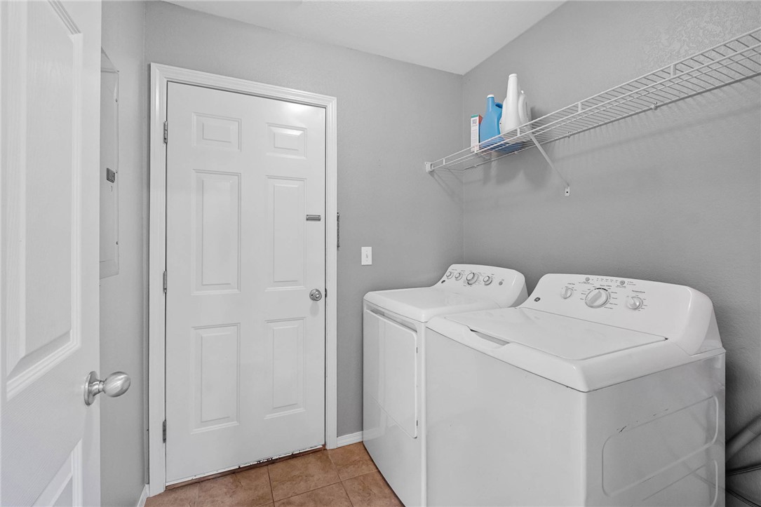 Commons At Walnut Crossing - Residential