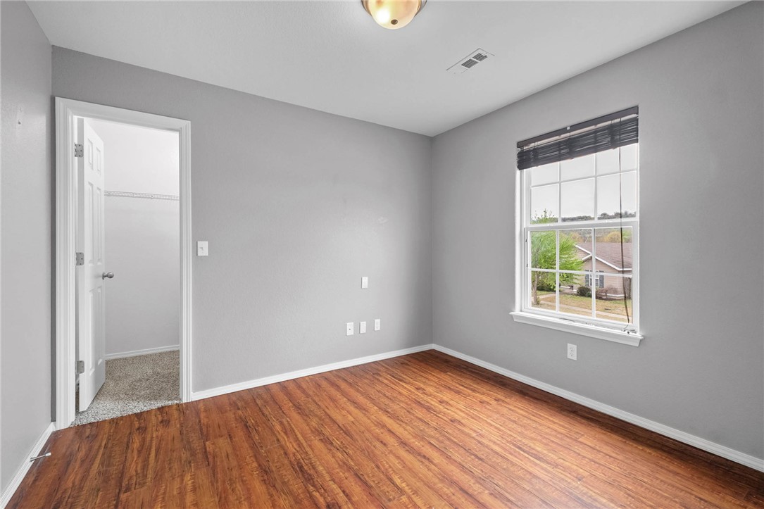 Commons At Walnut Crossing - Residential