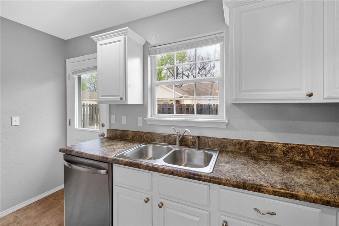 Commons At Walnut Crossing - Residential