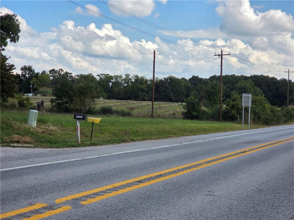 02-20-32-GRAVETTE - Land