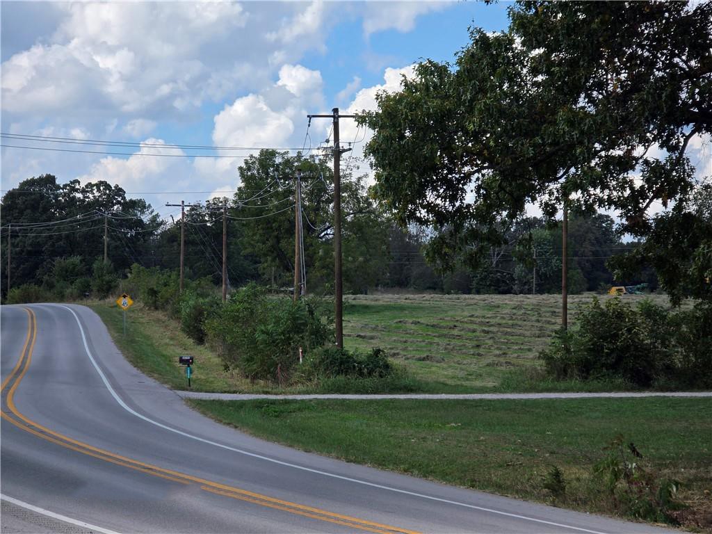 02-20-32-GRAVETTE - Land