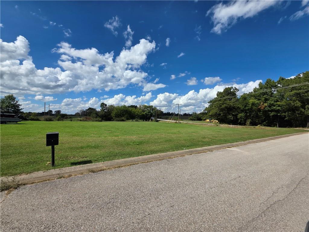 02-20-32-GRAVETTE - Land