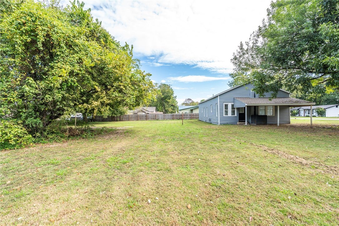 1464 W Main Street