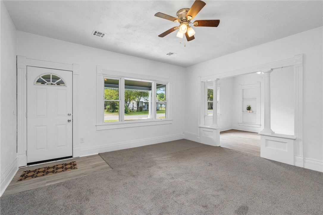 1464 W Main Street