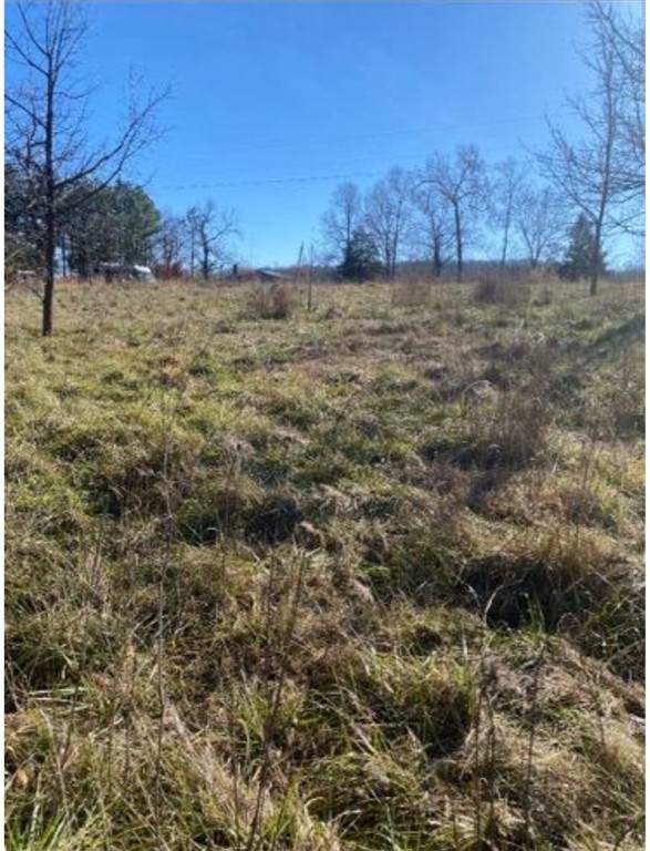 Vacant land perfect for building the house of your dreams!