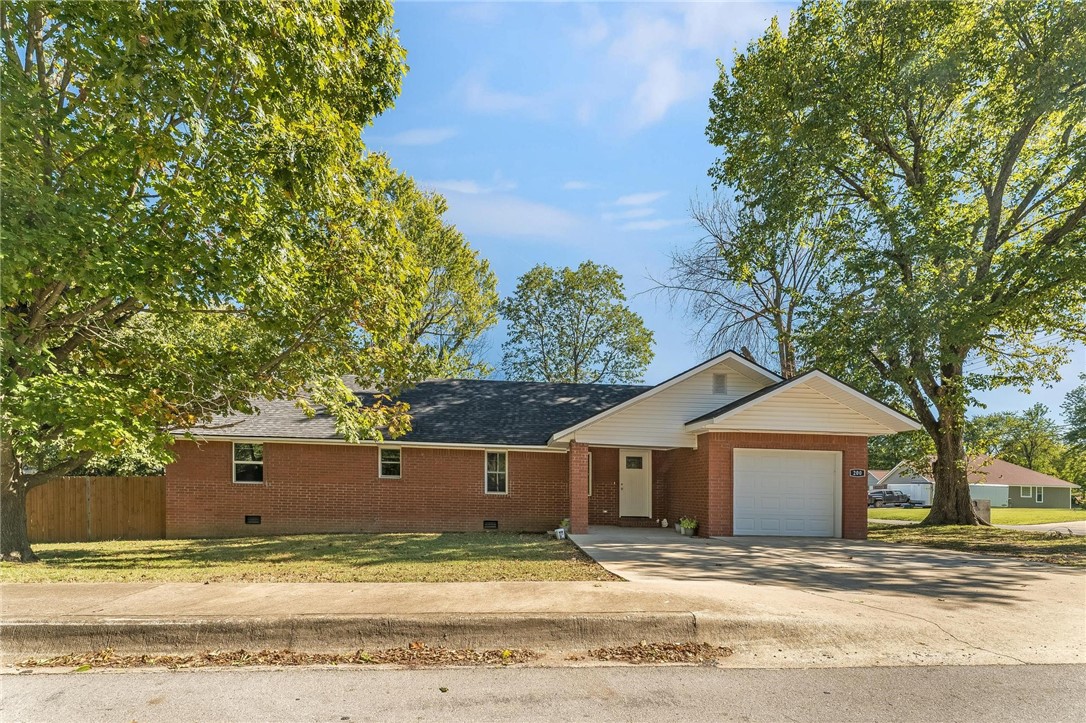 Lincoln Outlots - Residential