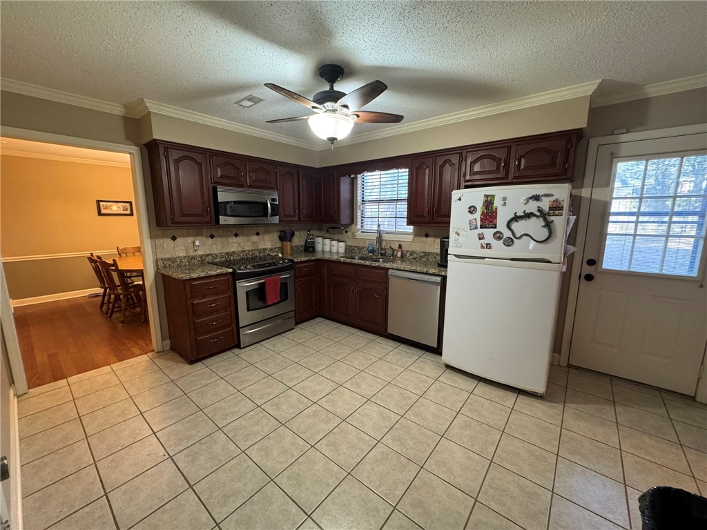 Wedgewood Est Phase 1, 2 & 3 - Residential