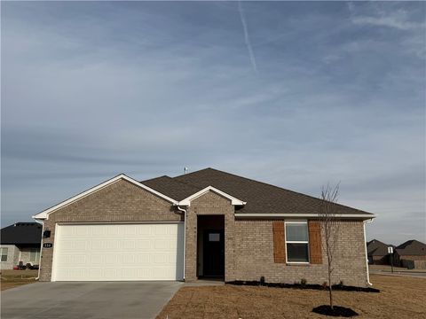 Photo of 550 Oklahoma Street, Farmington, AR 72730 (MLS # 1336871)