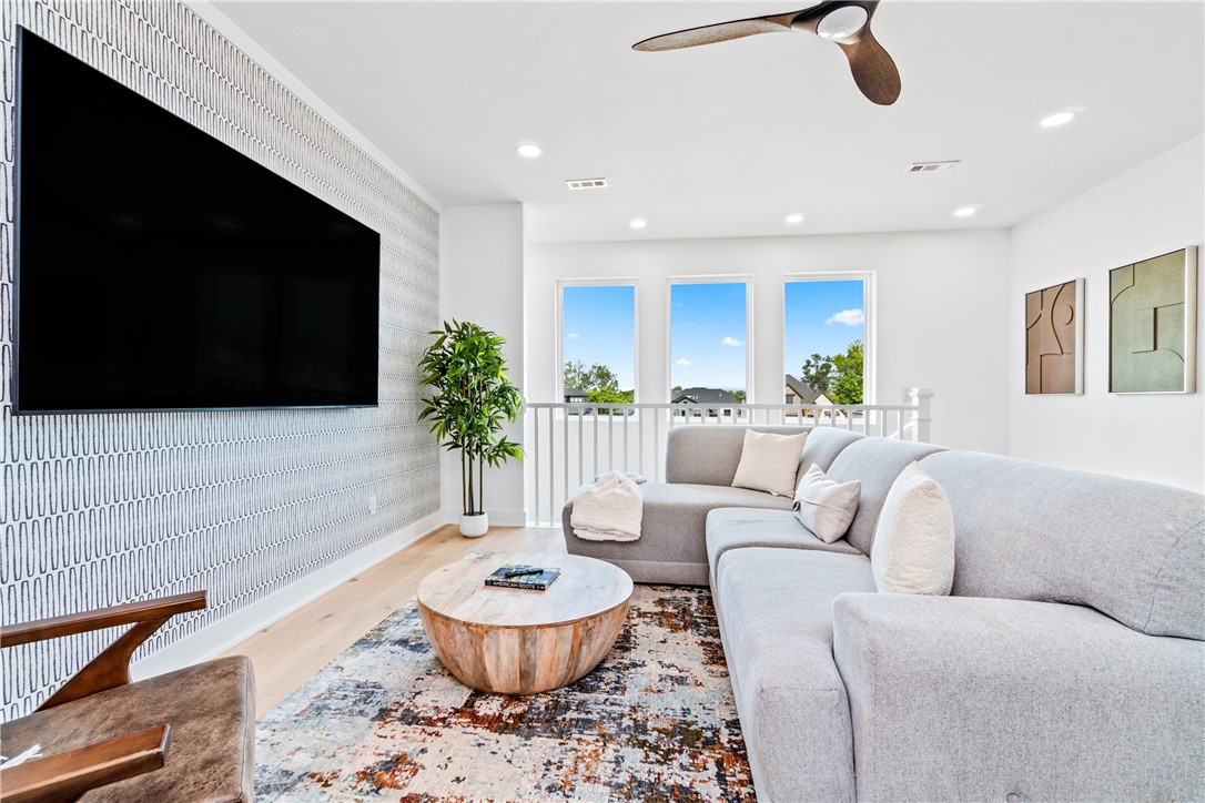 AURORA - Residential