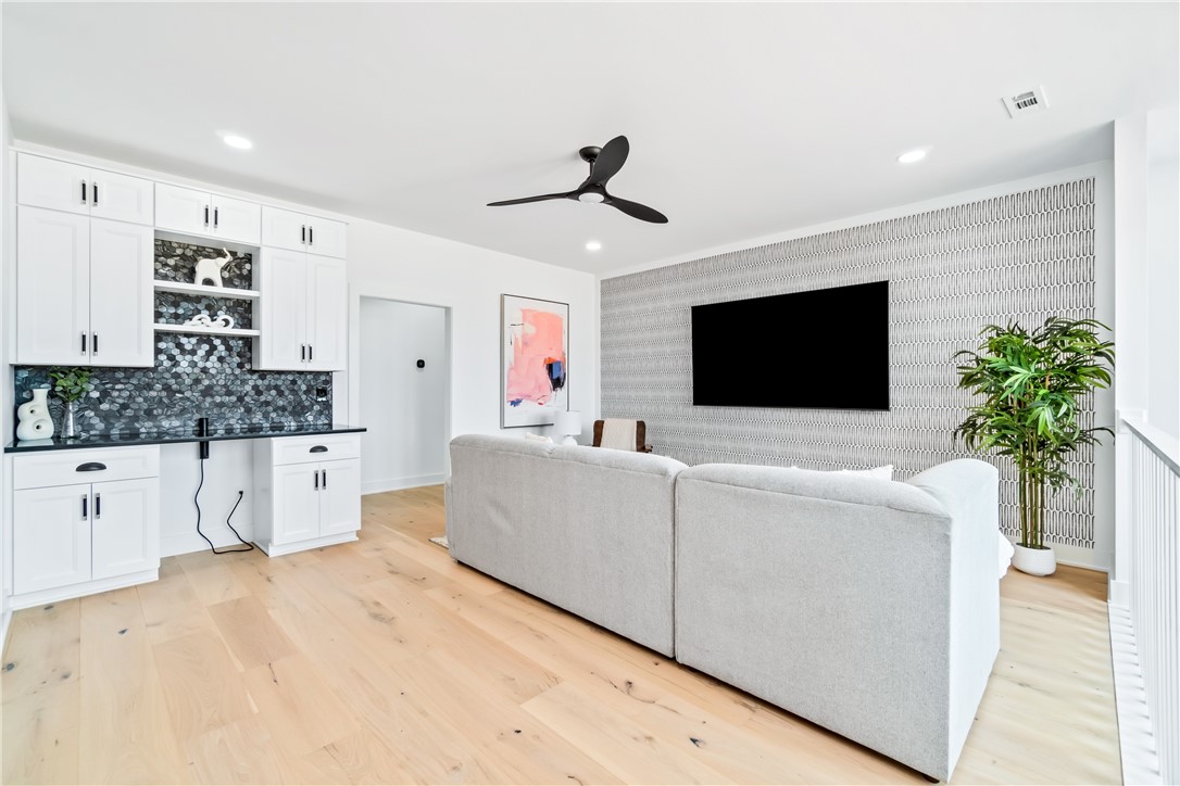 AURORA - Residential