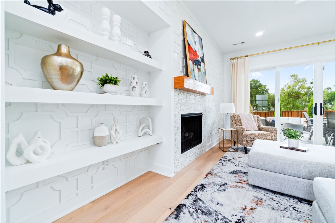 AURORA - Residential