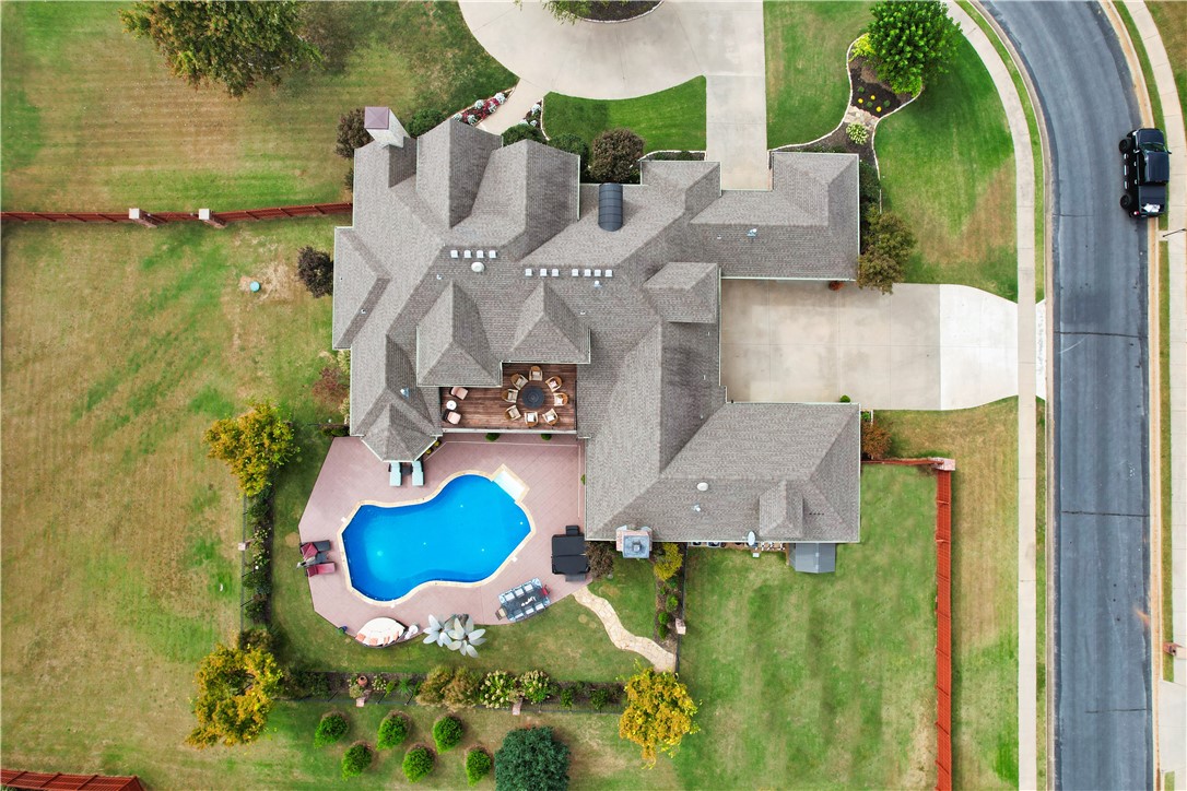 St Valery Downs Sub Cave Spgs - Residential