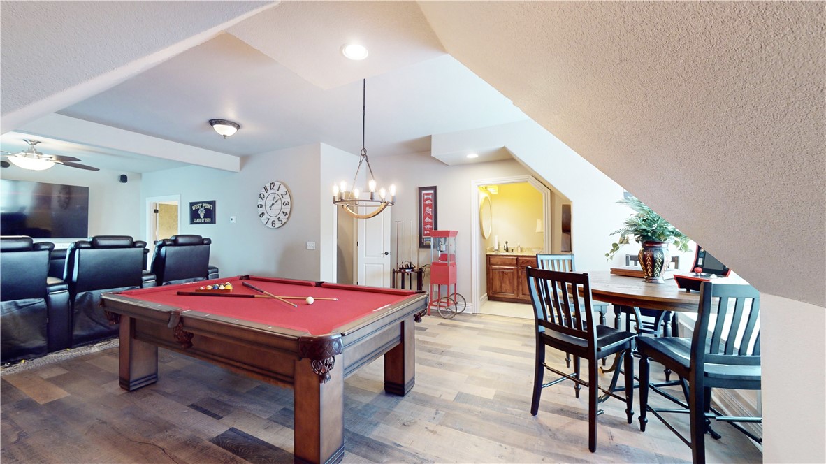 St Valery Downs Sub Cave Spgs - Residential