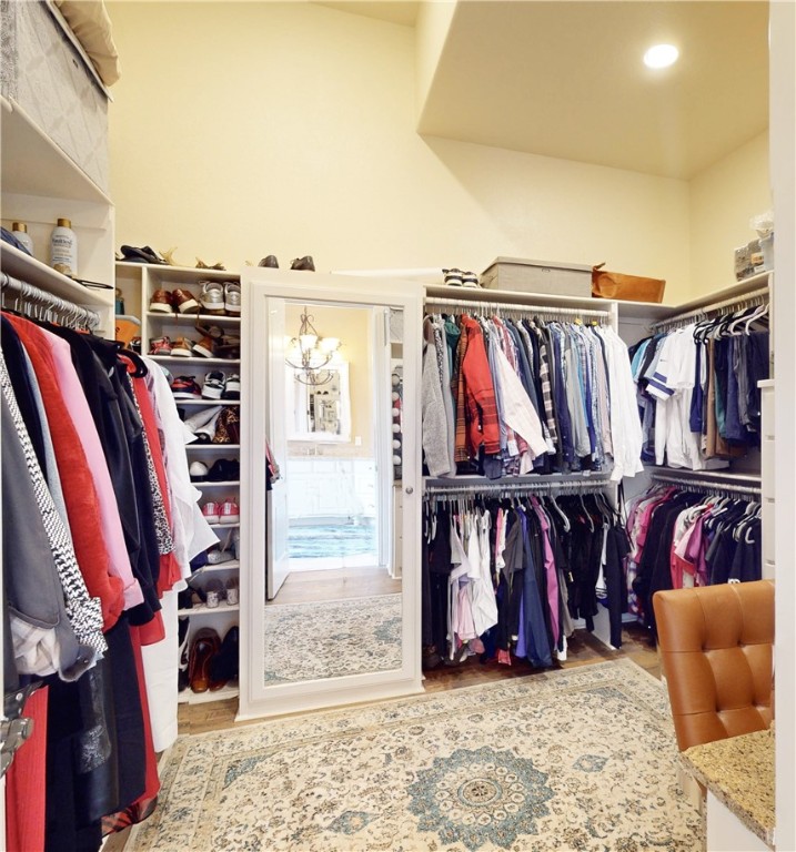 St Valery Downs Sub Cave Spgs - Residential