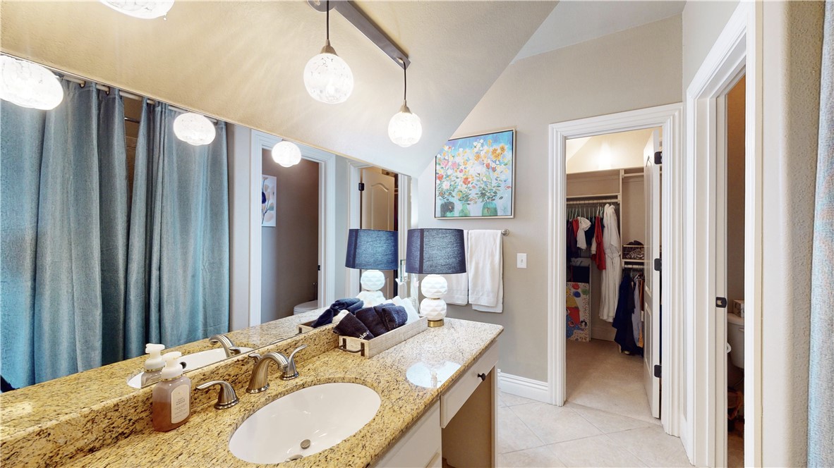 St Valery Downs Sub Cave Spgs - Residential