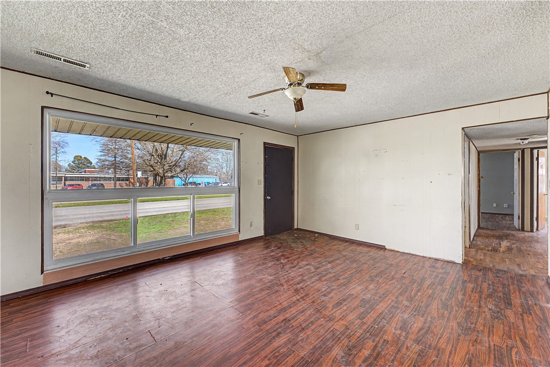 21730 Springdale Outlots - Residential