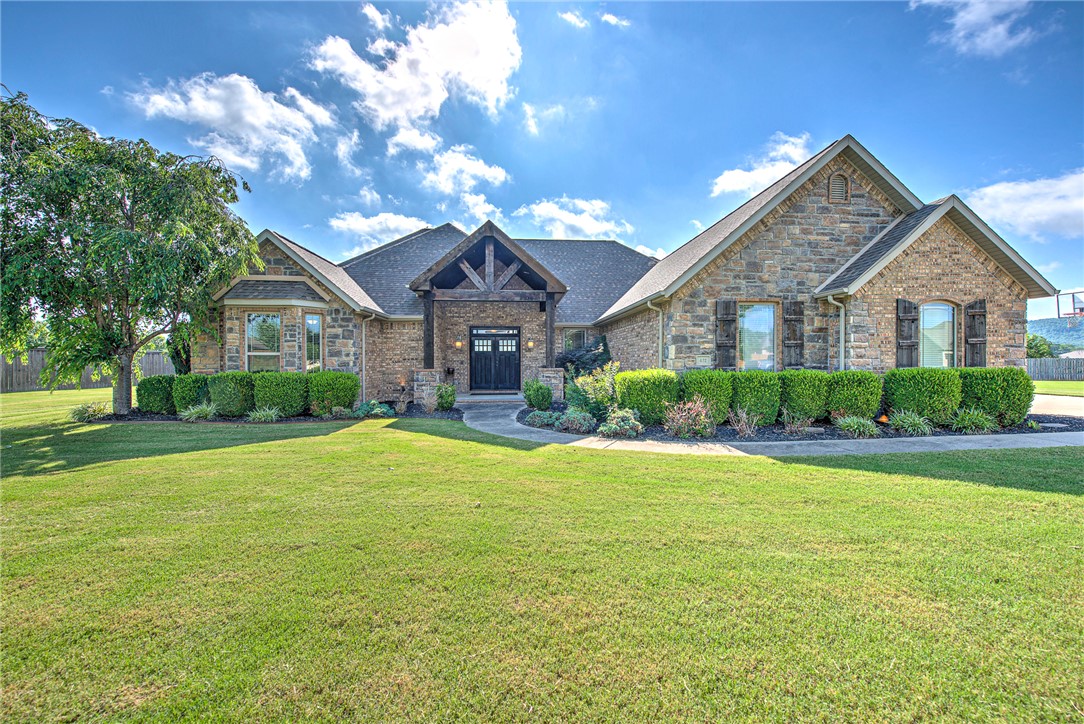 Photo 1 of 38 — 472 Wildcrest Drive, Farmington, AR 72730