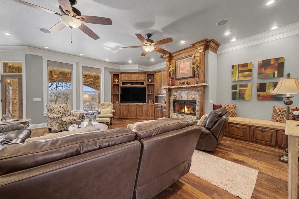 Estates At Brush Creek - Residential