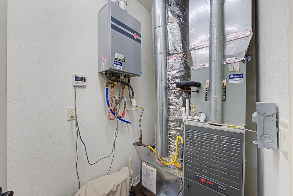 Estates At Brush Creek - Residential