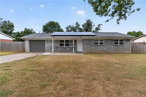 Photo of 2333 Alpine Circle, Siloam Springs, AR 72761 (MLS # 1359259)