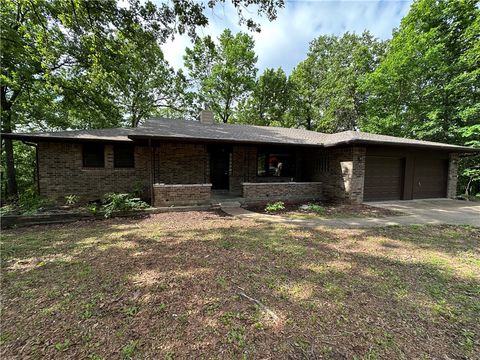 Photo of 76 Bayview Drive, Mountain Home, AR 72653 (MLS # 1344497)