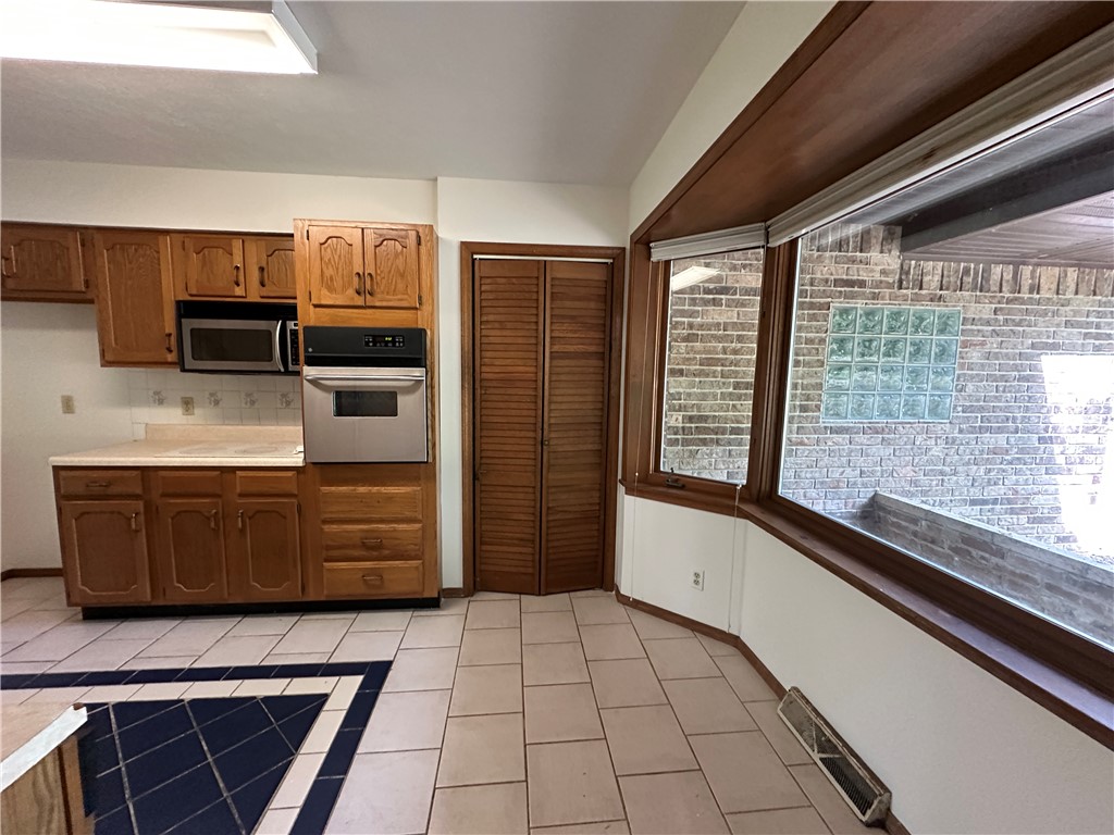 Lakeside Terrace - Residential