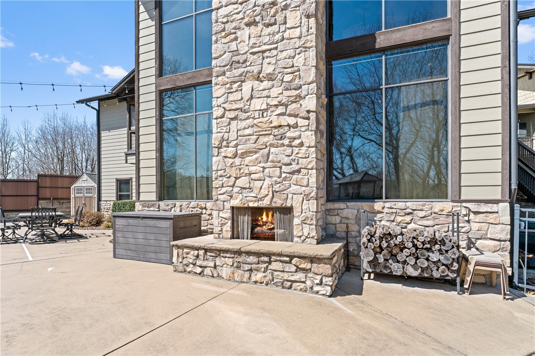 Twin Lakes Est - Residential