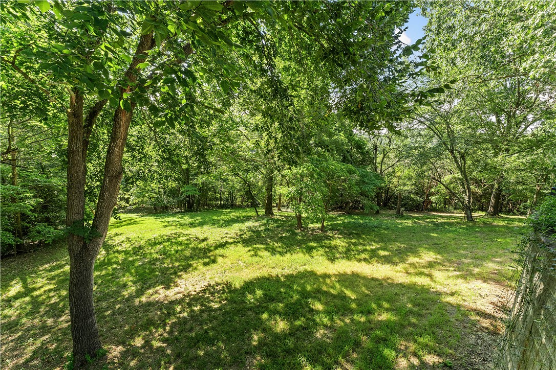 Twin Lakes Est - Residential