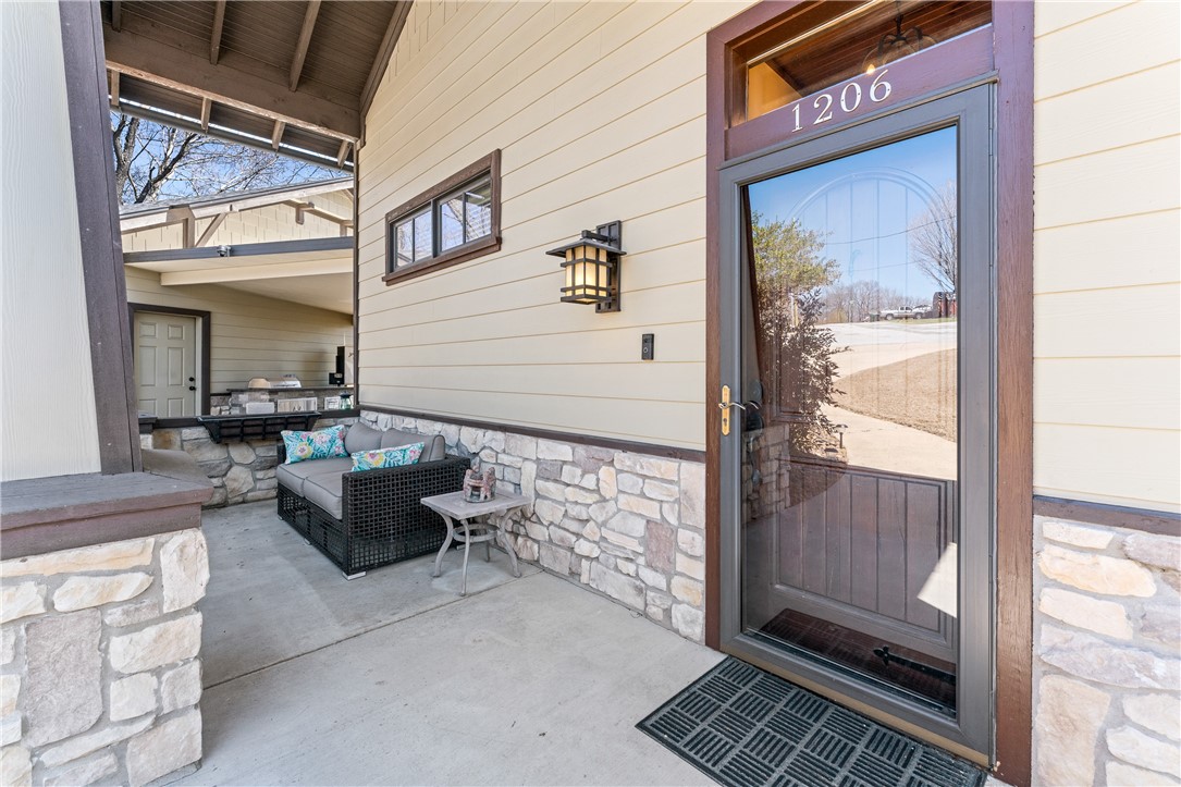 Twin Lakes Est - Residential