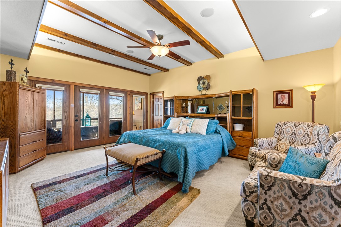 Twin Lakes Est - Residential