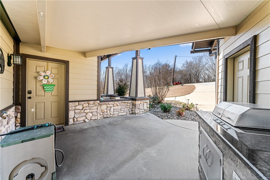 Twin Lakes Est - Residential