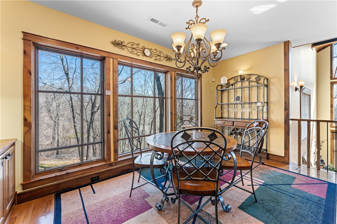 Twin Lakes Est - Residential