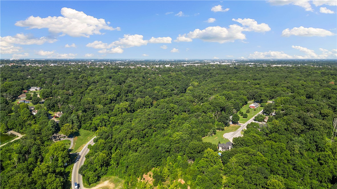 Twin Lakes Est - Residential