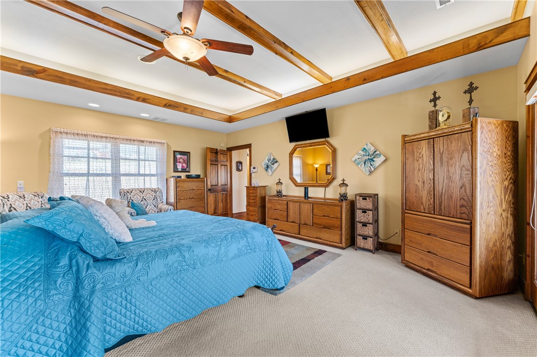 Twin Lakes Est - Residential