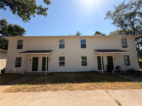 Photo of 506 N Betty Jo Drive, Fayetteville, AR 72701 (MLS # 1359468)