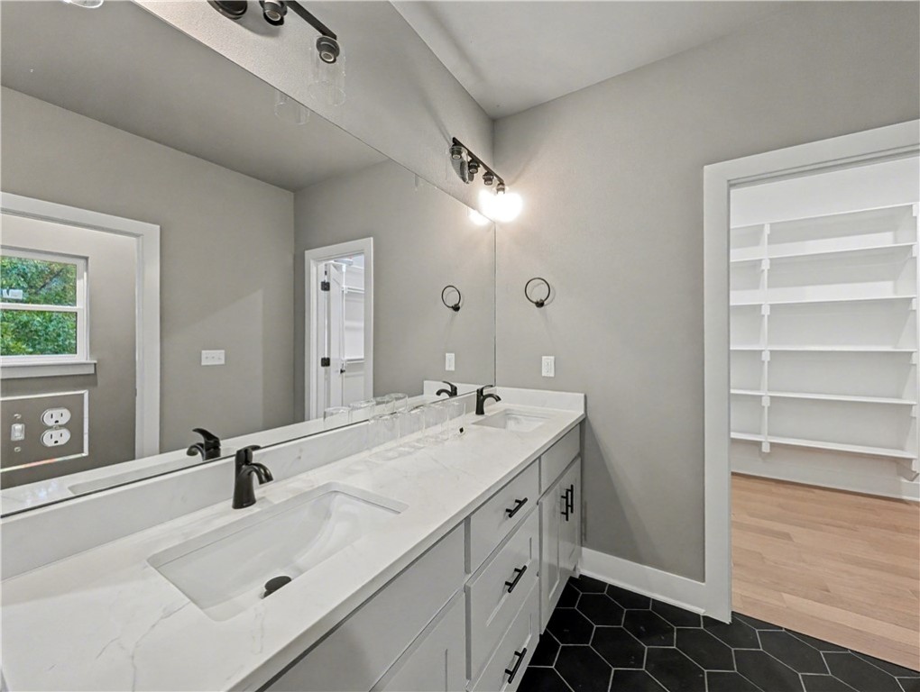 CLACKMANNAN - Residential