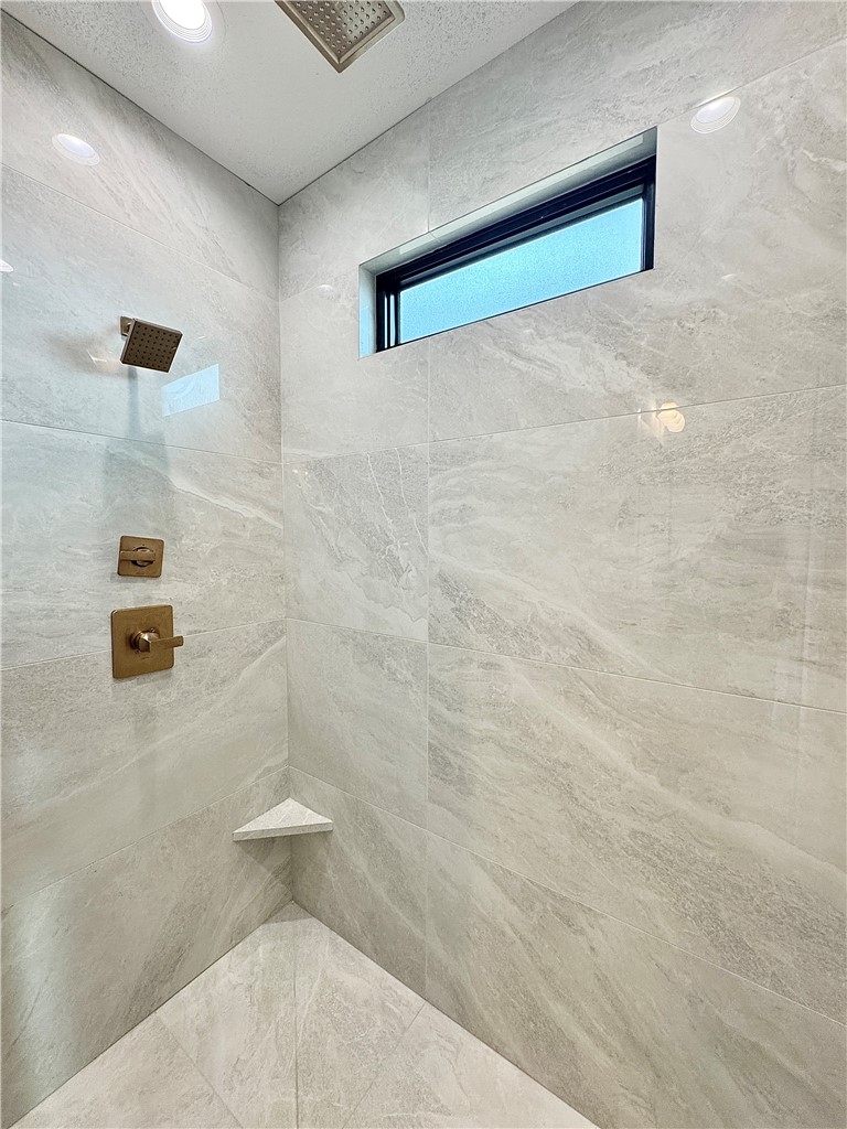 Aurora - Residential