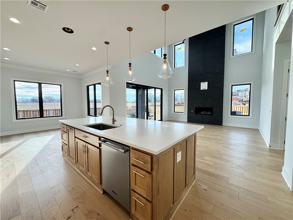 Aurora - Residential