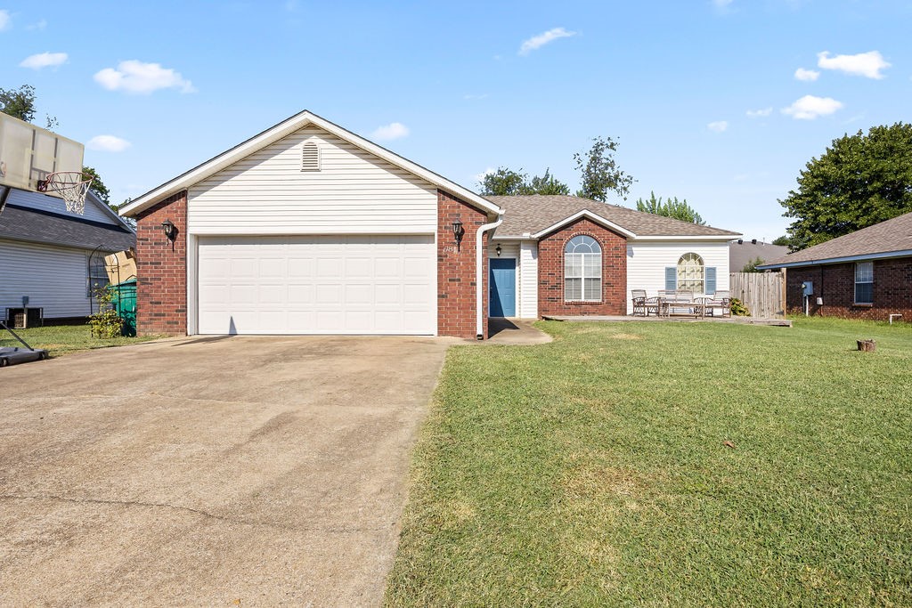 Well cared for home close to schools and town. Roof and HVAC both less than 3 years old! Spacious open and split floor plan. Stainless steel appliances including refrigerator and double oven! Fenced backyard, nice patio. Ready to be called home. *Please allow 24 hour response time on submitted offers.*
