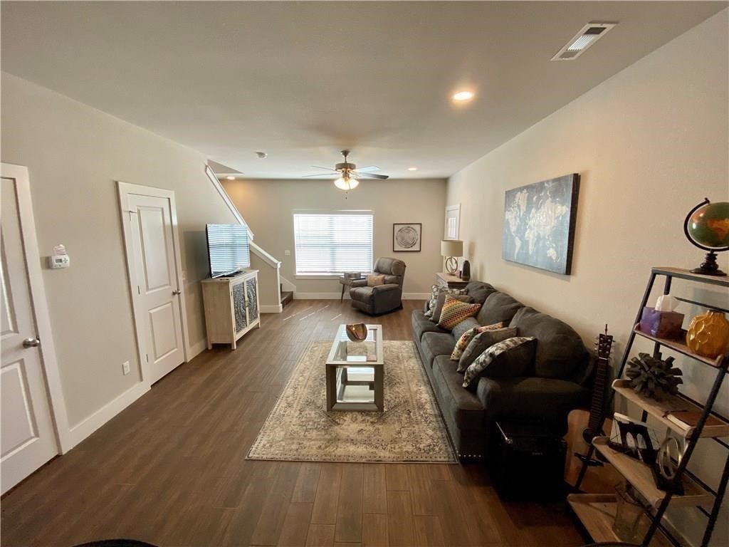 NA - Residential Lease