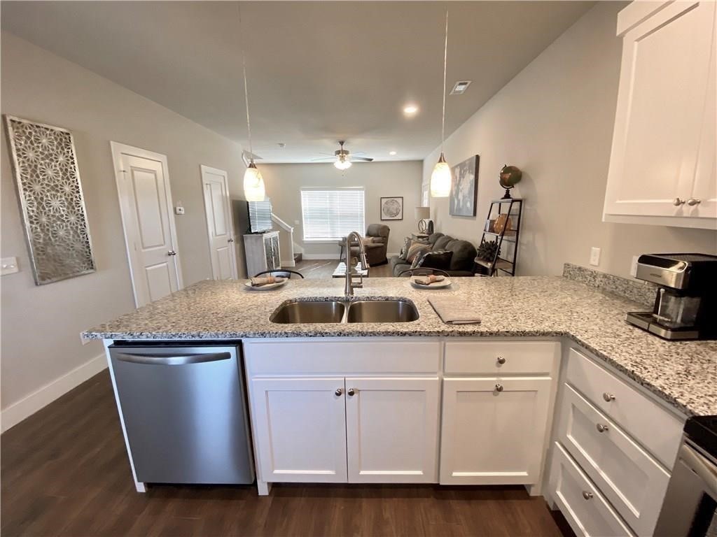 NA - Residential Lease