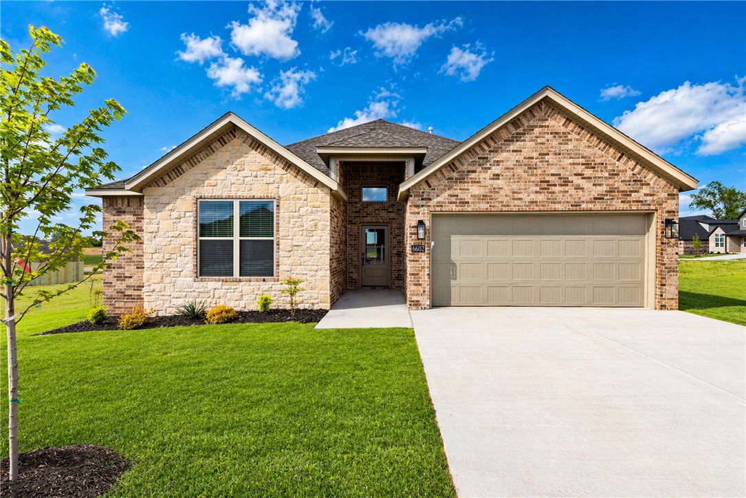 WALNUT GROVE SUB PH III-BENTONVILLE - Residential